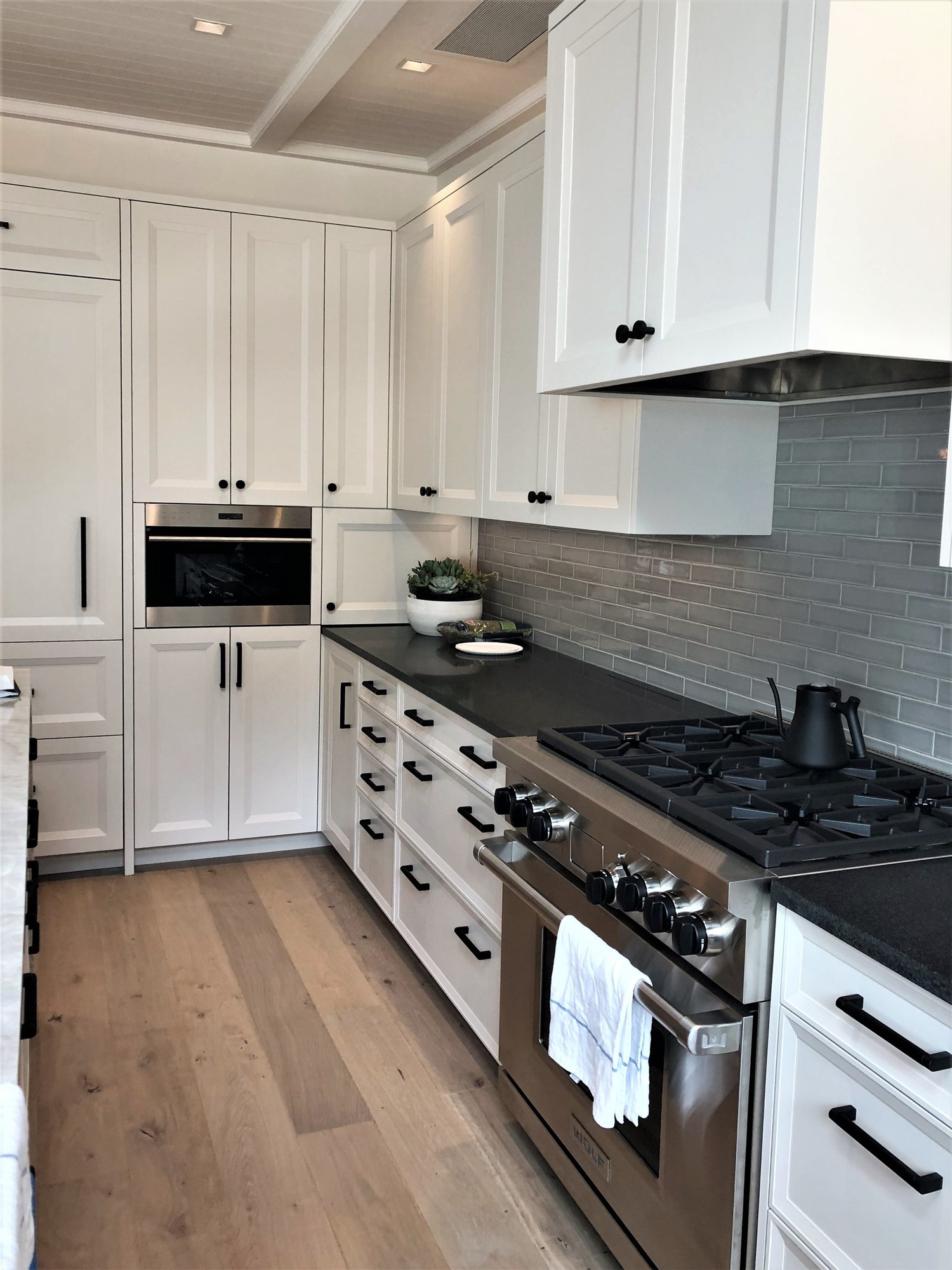 Transitional kitchen, by Jensen Design in Telluride, CO