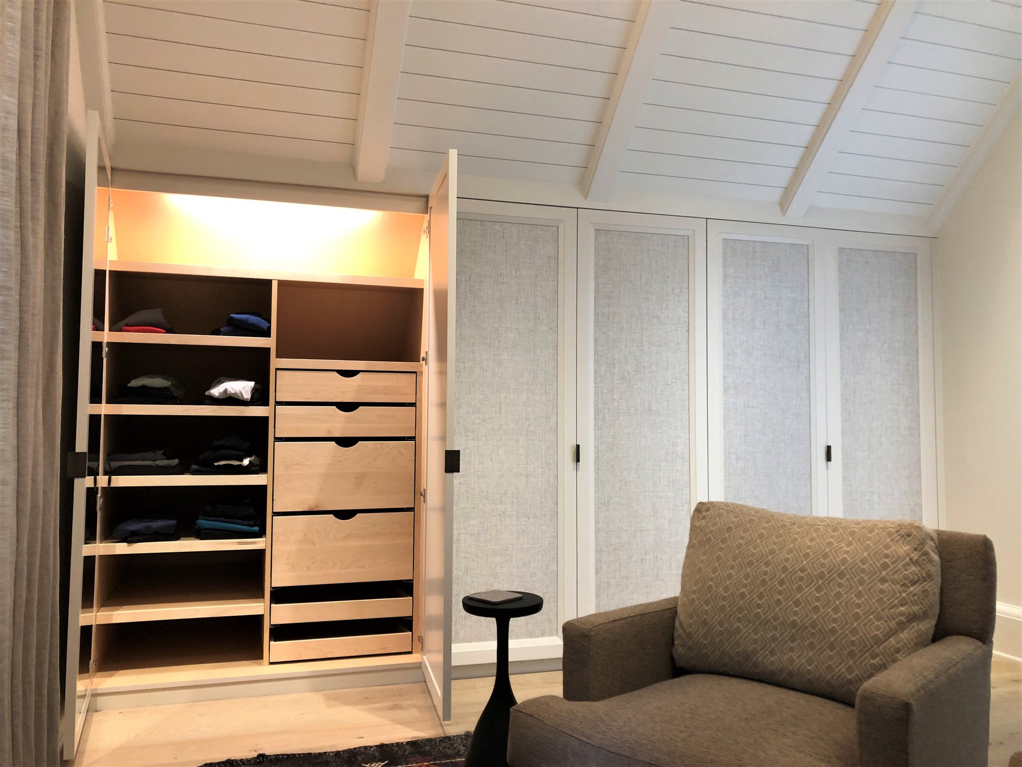 Transitional closet, by Jensen Design in Telluride, CO